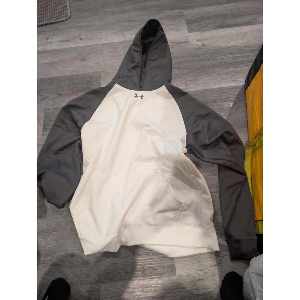 Under Armour Men's Large Hoodie